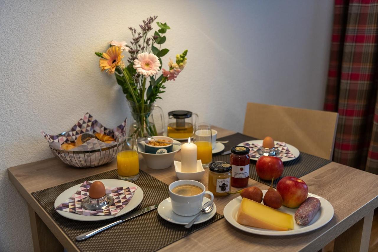 Pradas Resort Brigels Breíl Екстериор снимка