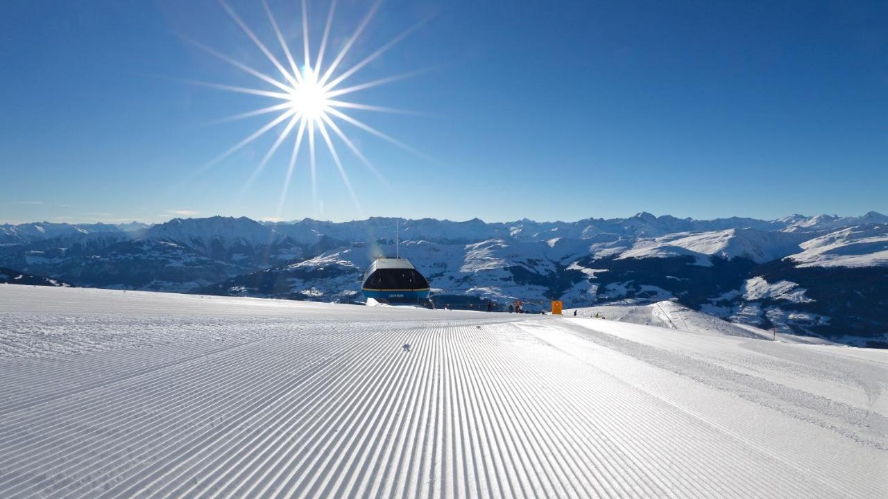 Pradas Resort Brigels Breíl Екстериор снимка