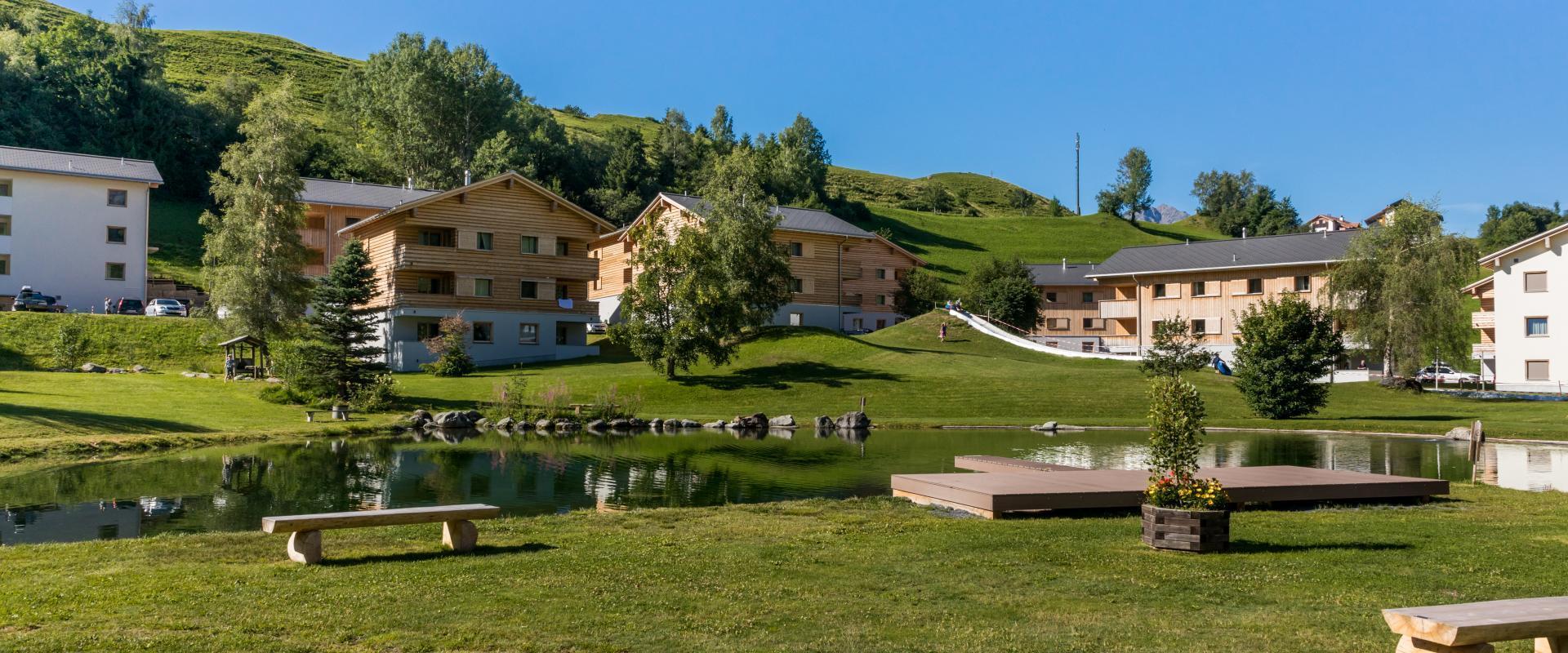 Pradas Resort Brigels Breíl Екстериор снимка