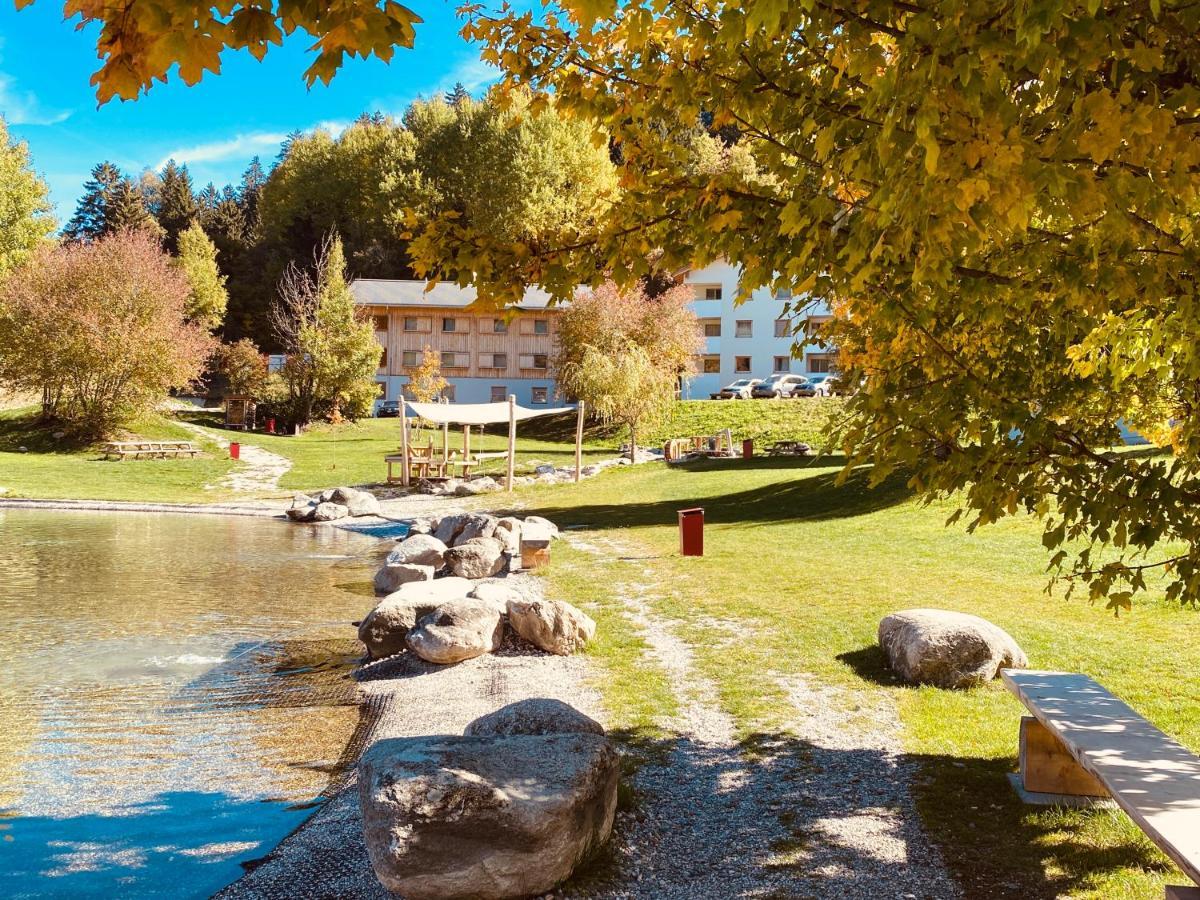 Pradas Resort Brigels Breíl Екстериор снимка