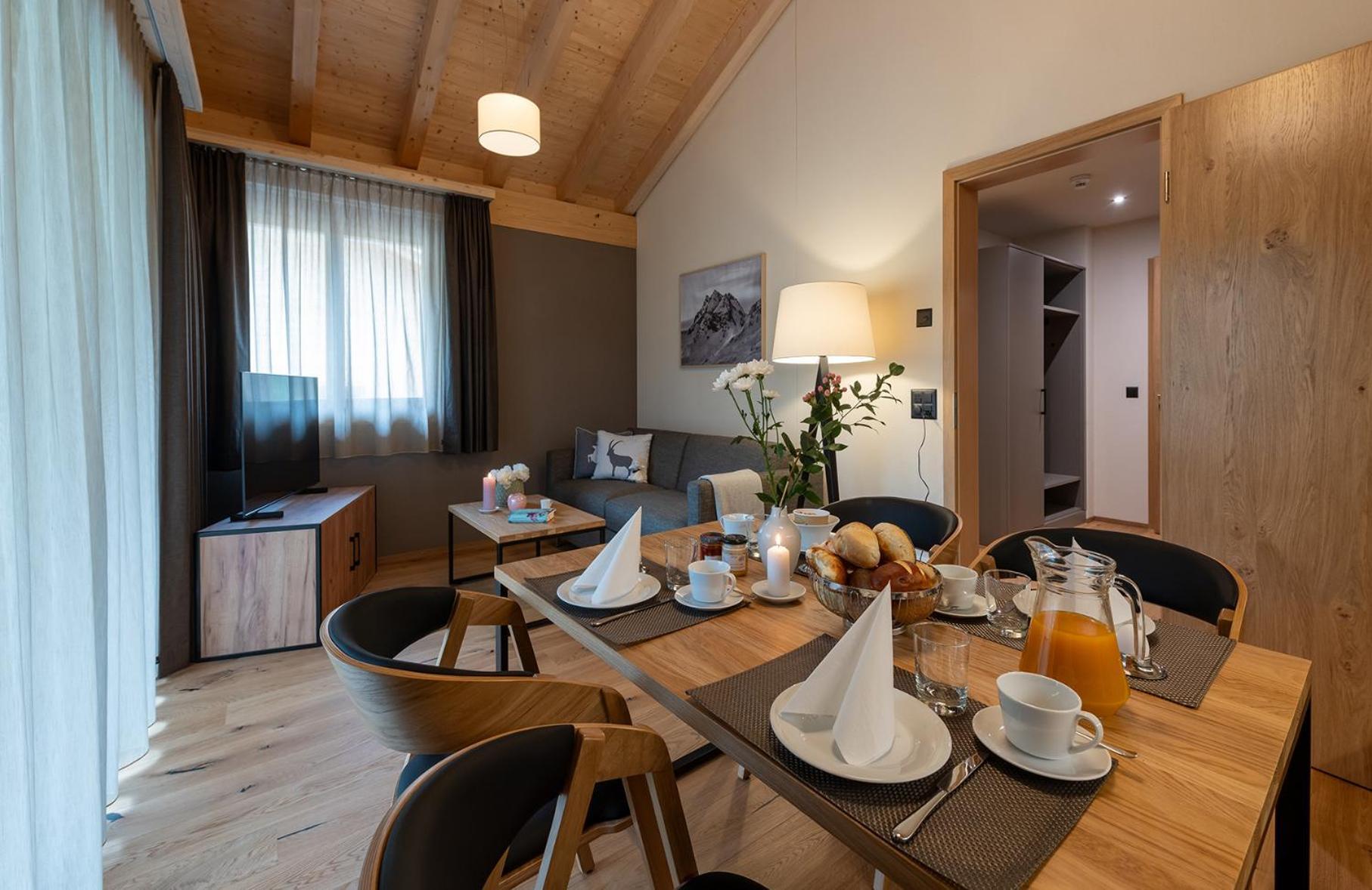 Pradas Resort Brigels Breíl Екстериор снимка