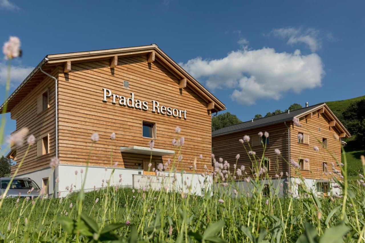 Pradas Resort Brigels Breíl Екстериор снимка
