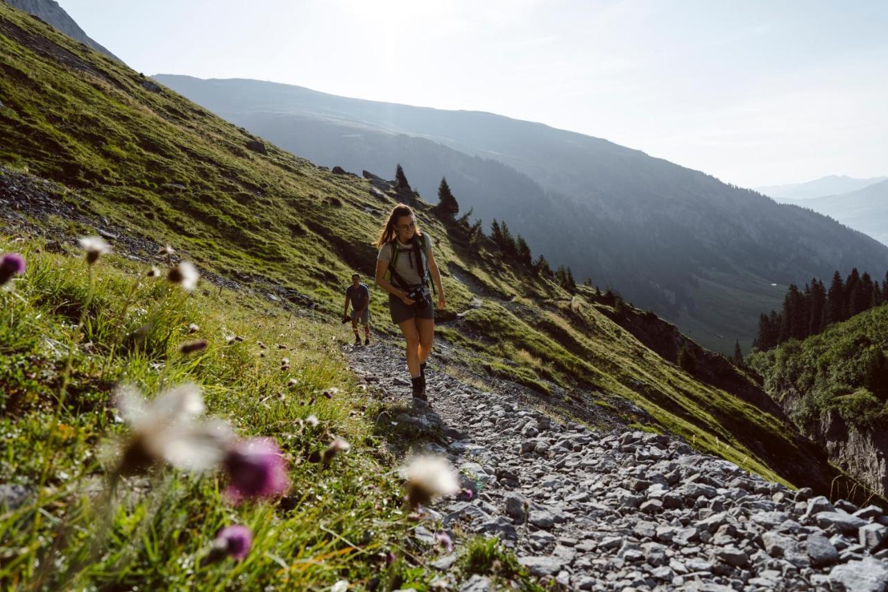 Pradas Resort Brigels Breíl Екстериор снимка